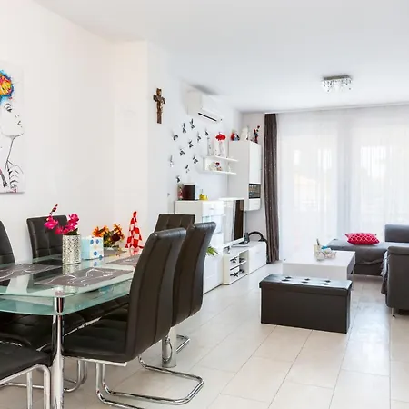 Apartament Marica - T2 & Ankica & Marabella Medulin Zewnętrze zdjęcie