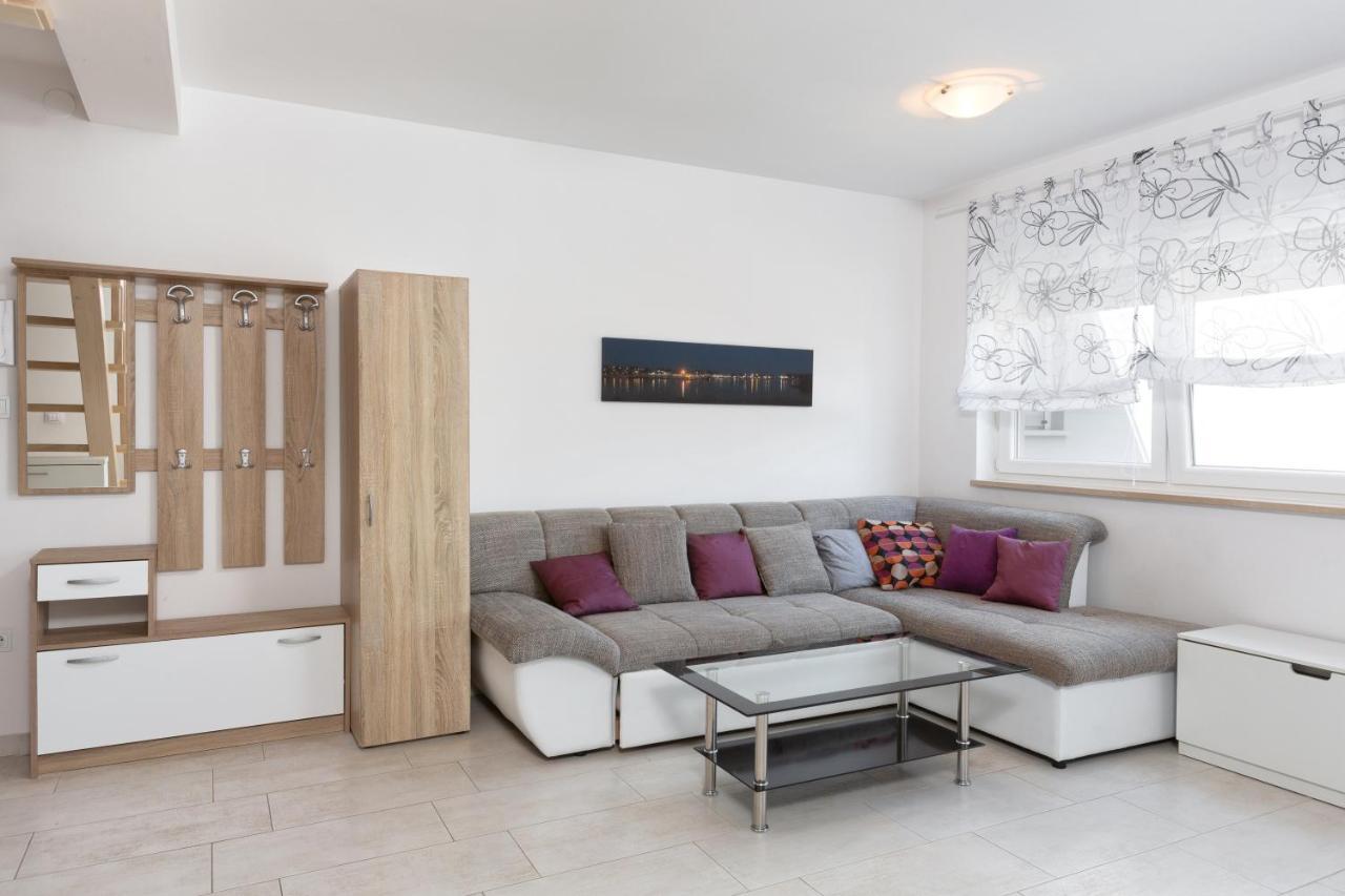 Apartment Marica - T2 & Ankica & Marabella *